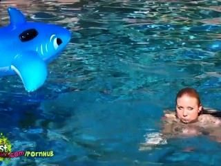 spy on you neighbors naked daughter