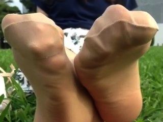 samantha feet